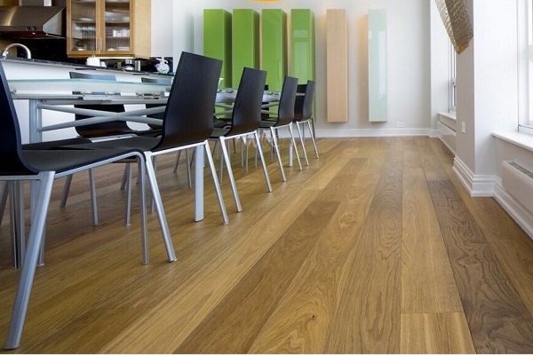 AB Grade Smoked UV Lacquered Oak Engineered Flooring